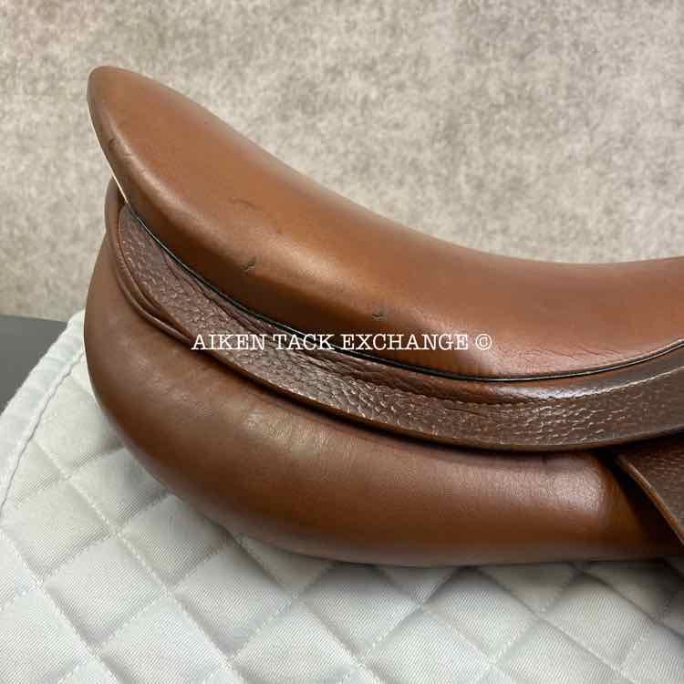 2001 Prestige Hippos Red Fox Close Contact Jump Saddle, 18" Seat, 33 Tree - Medium (Adjustable), Wool Flocked Panels