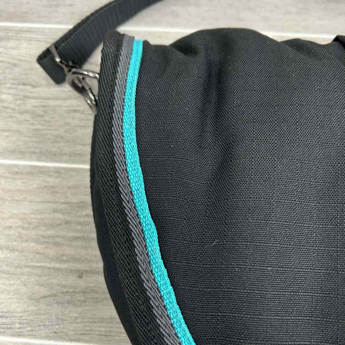 Kensington English Saddle Carry Bag