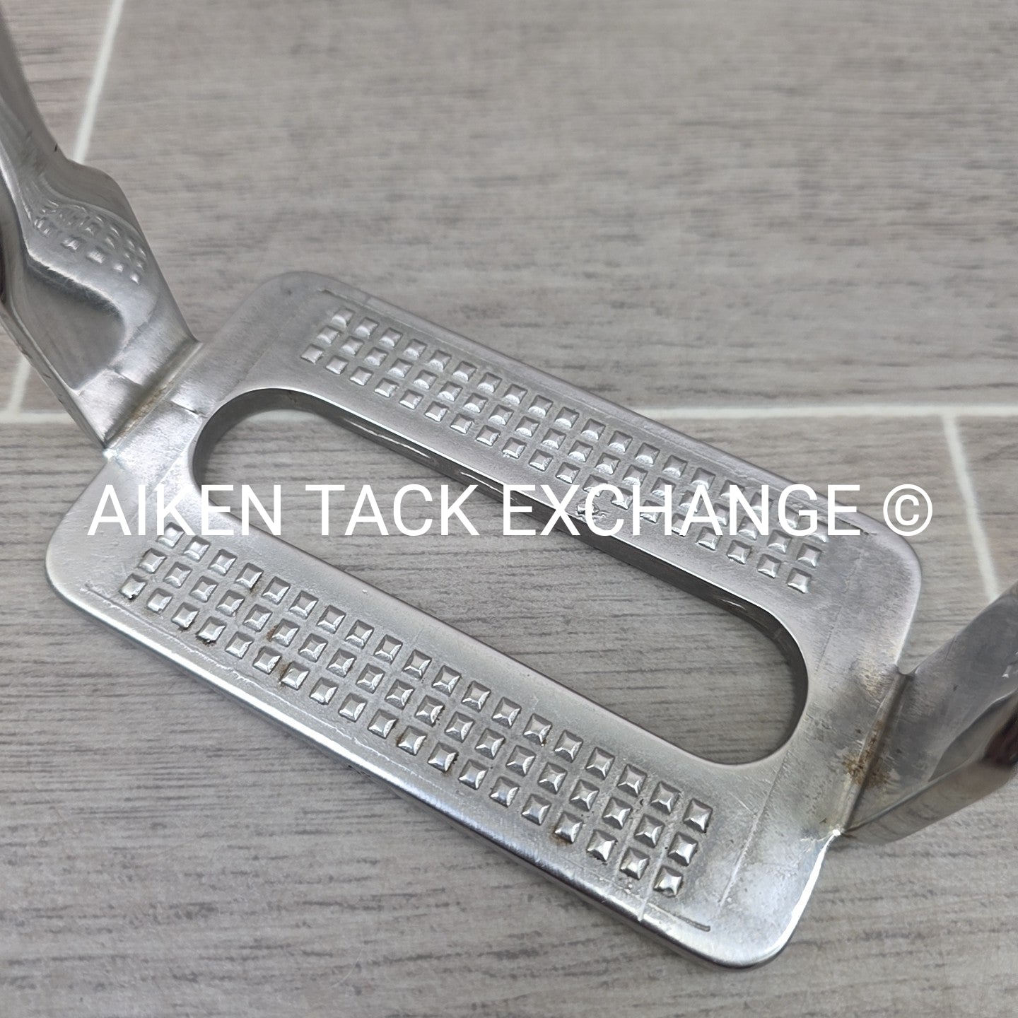 Wide Tread Polo Style Stirrup Irons, 5"