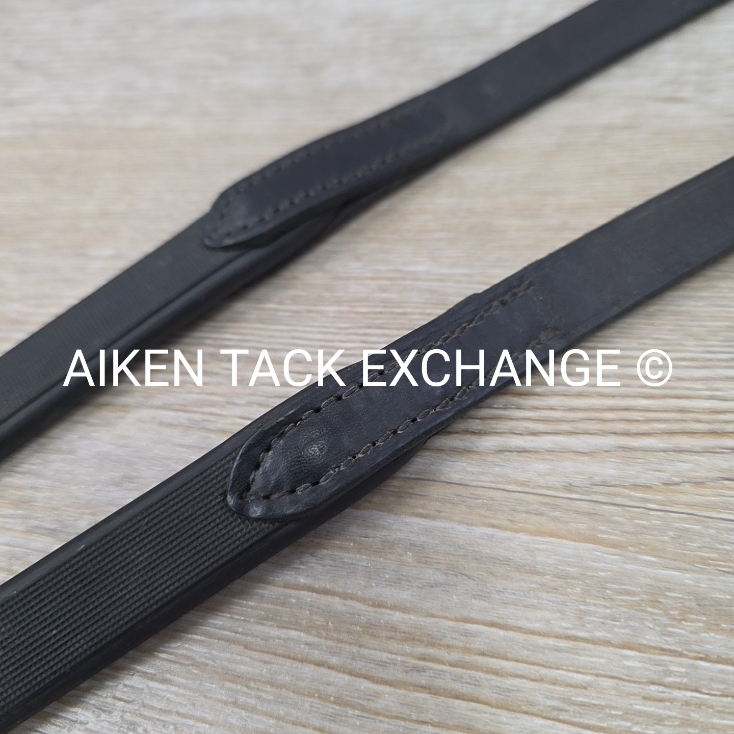 Stubben Rubber Reins, Black, 56"