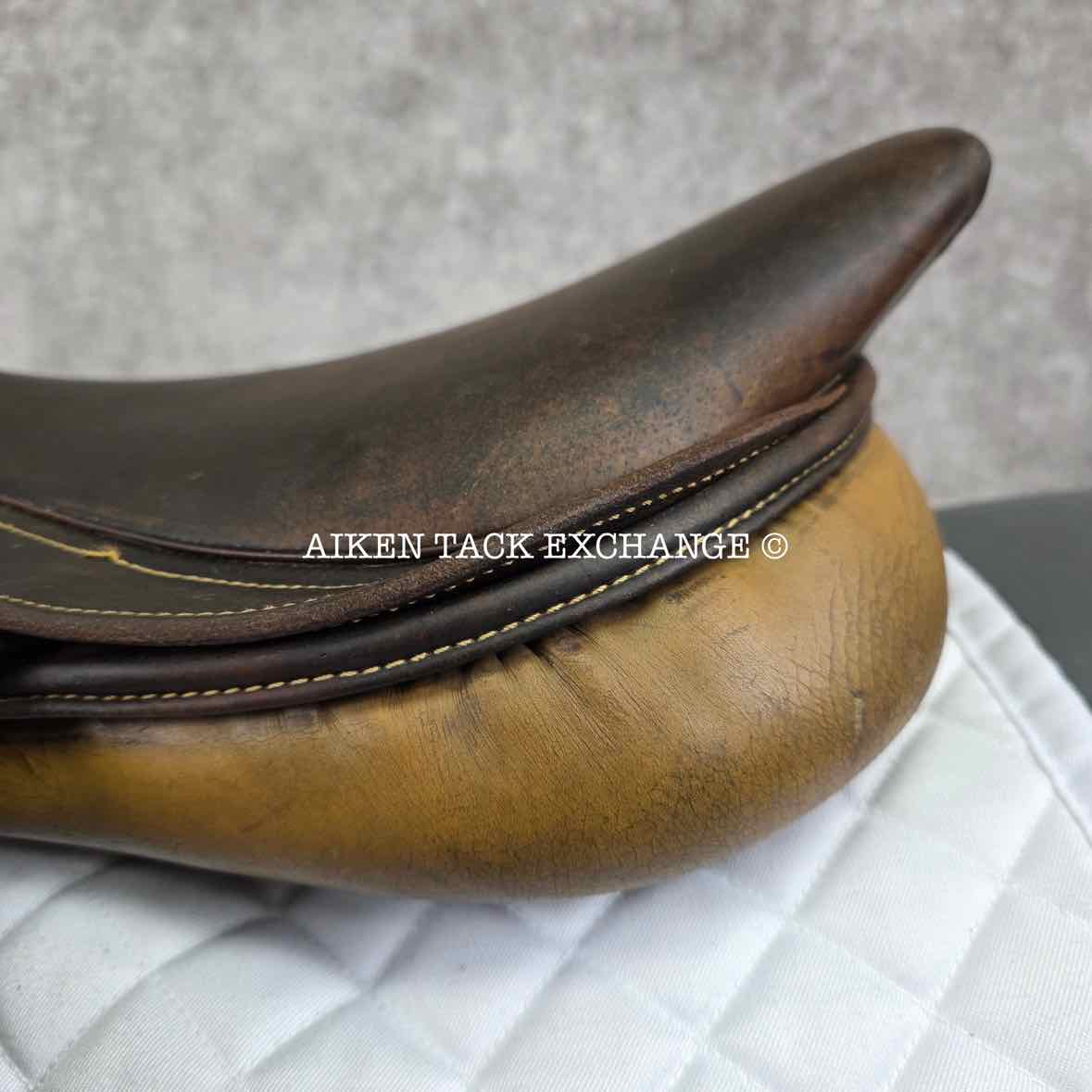Collegiate Ruiz Diaz Close Contact Jump Saddle, 17" Seat, Medium Tree, Foam Panels