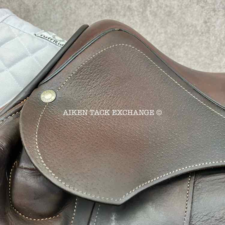 2014 Devoucoux Chiberta Junior Monoflap Jump Saddle, 16.5" Seat, 0A Flap, Medium Wide Tree, D3D Panels, Full Buffalo Leather