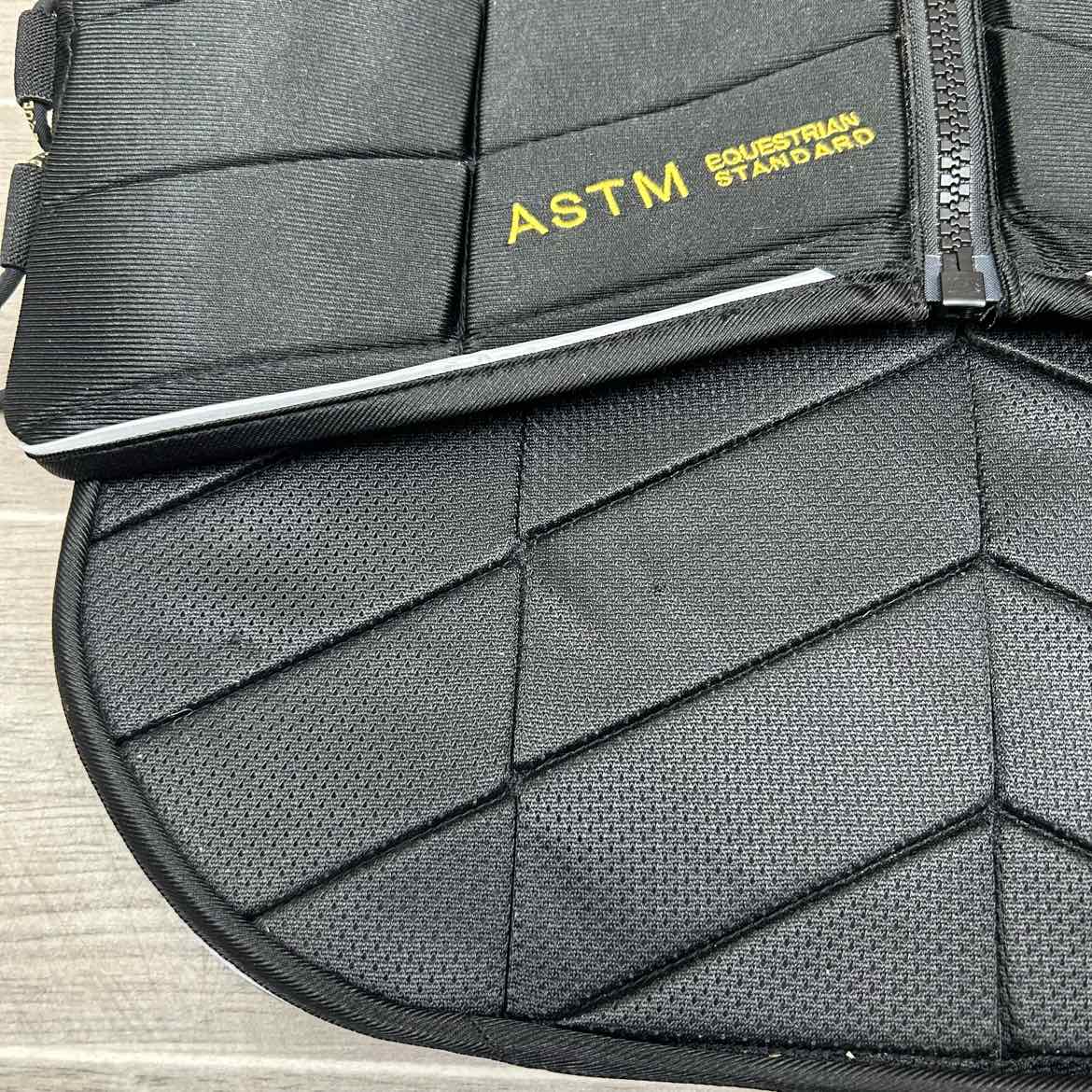 Tipperary Eventer Pro Safety Cross Country Vest, Size XLarge (42)