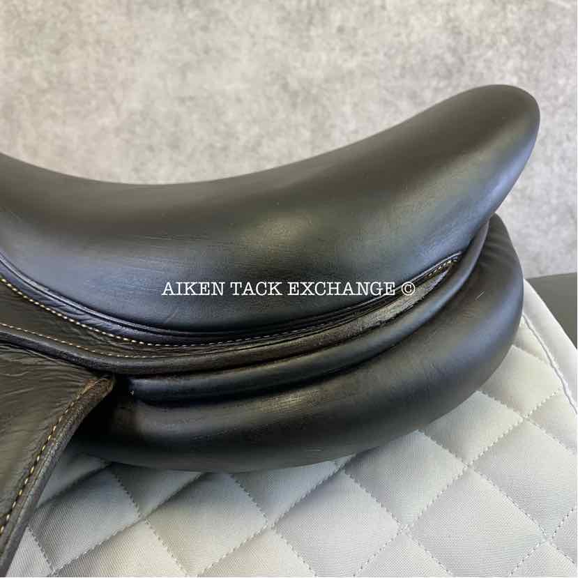 2021 Voltaire Lexington Monoflap Jump Saddle, 17" Seat, 3AAA Flap