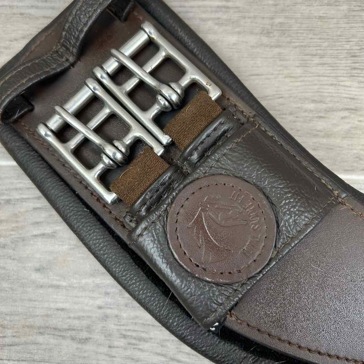 Total Saddle Fit StretchTec Shoulder Relief Dressage Girth with Leather Liner,
