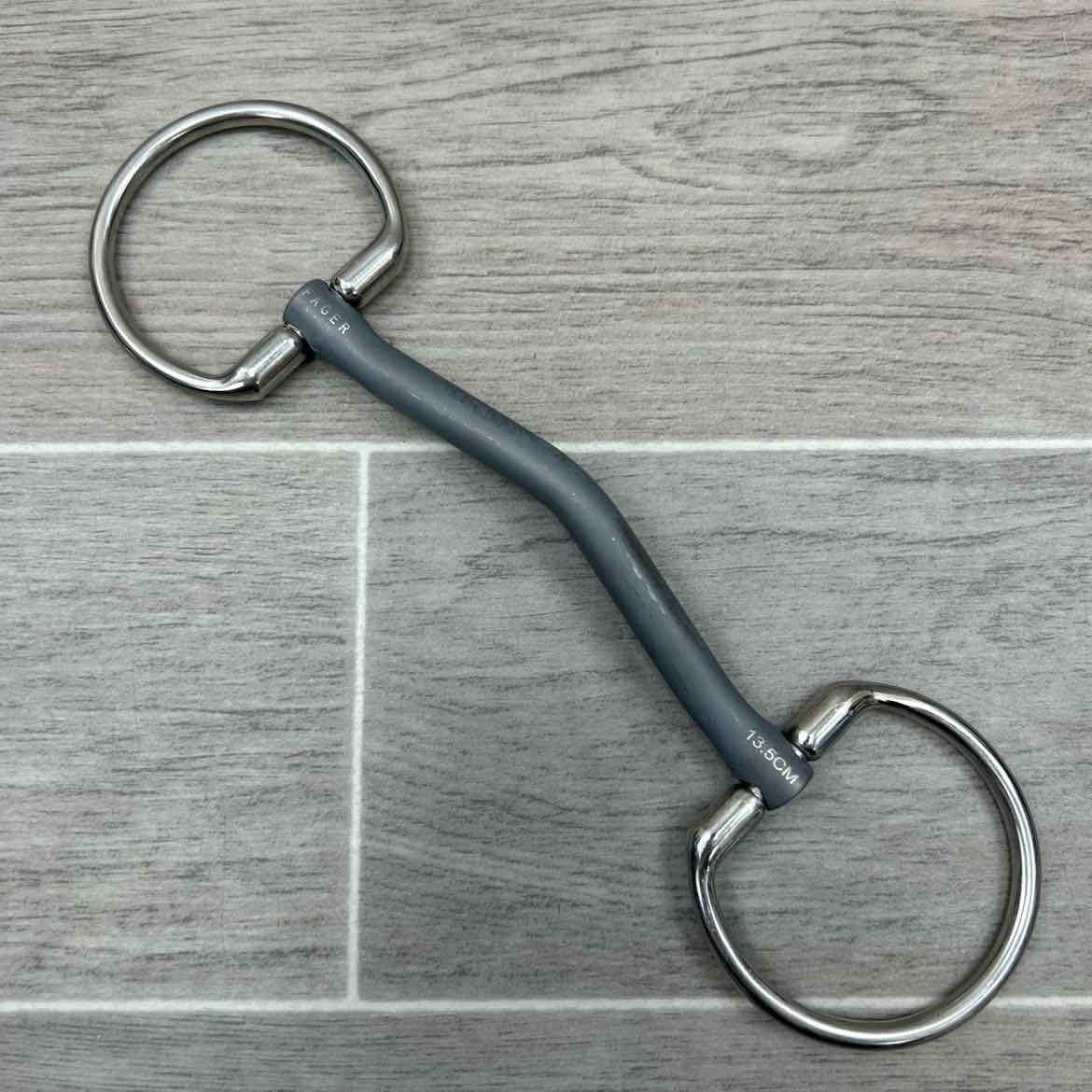 Fager Sara Titanium Mullen Mouth Eggbutt Bit 5.25"