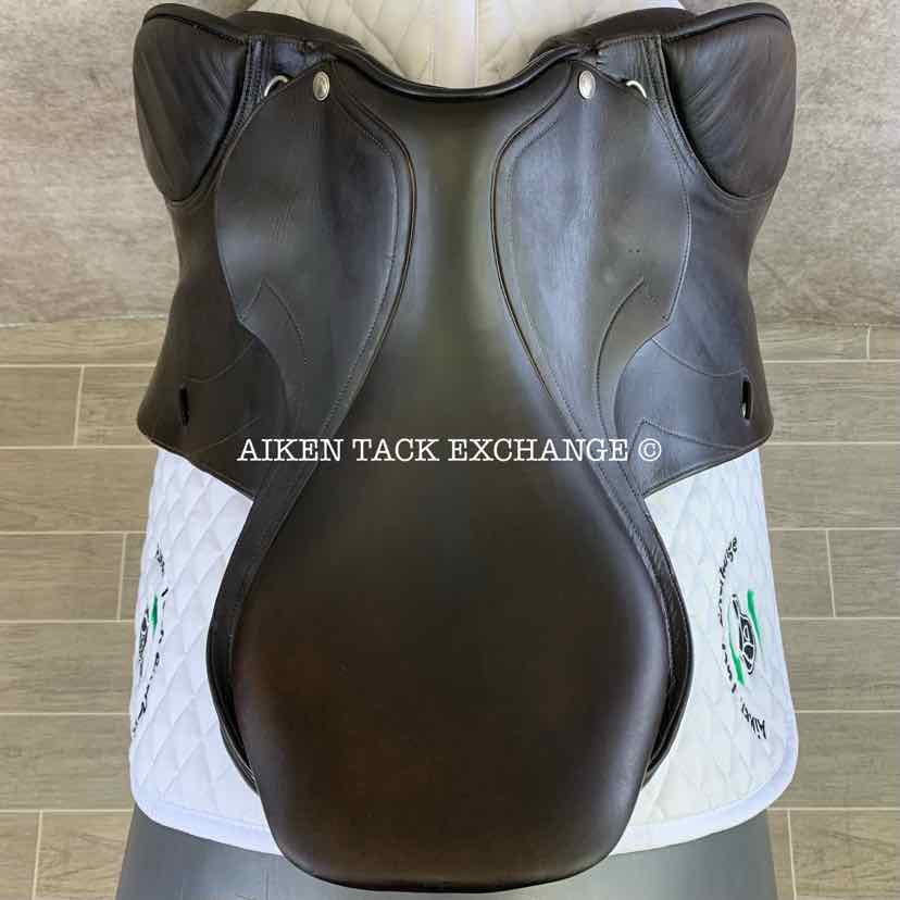 2010 Pessoa Gen-X Rodrigo XCH Close Contact Jump Saddle, 17.5" Seat, Adjustable Tree - Changeable Gullet, Bayflex Foam Panels