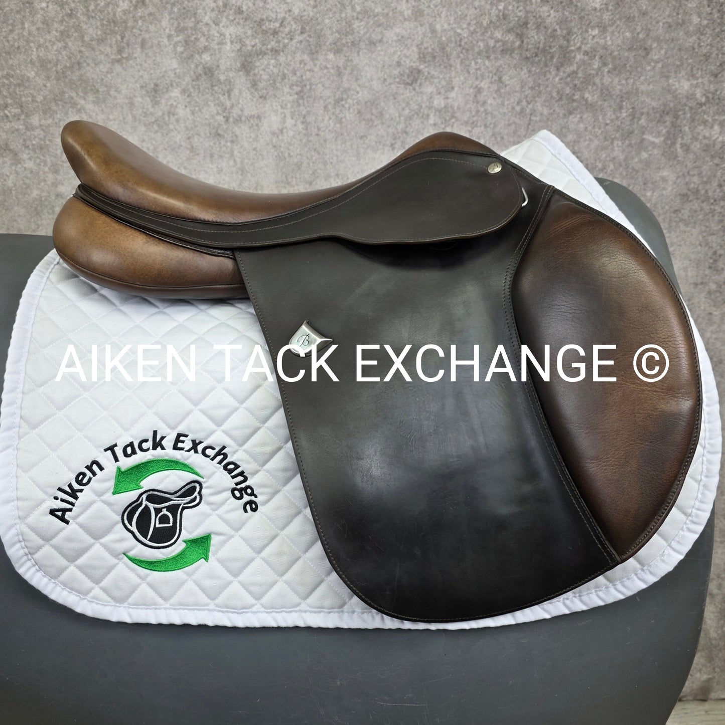 2018 Bates CC Jump Saddle, 18" Seat, Adjustable Tree - Changeable Gullet, CAIR Panels