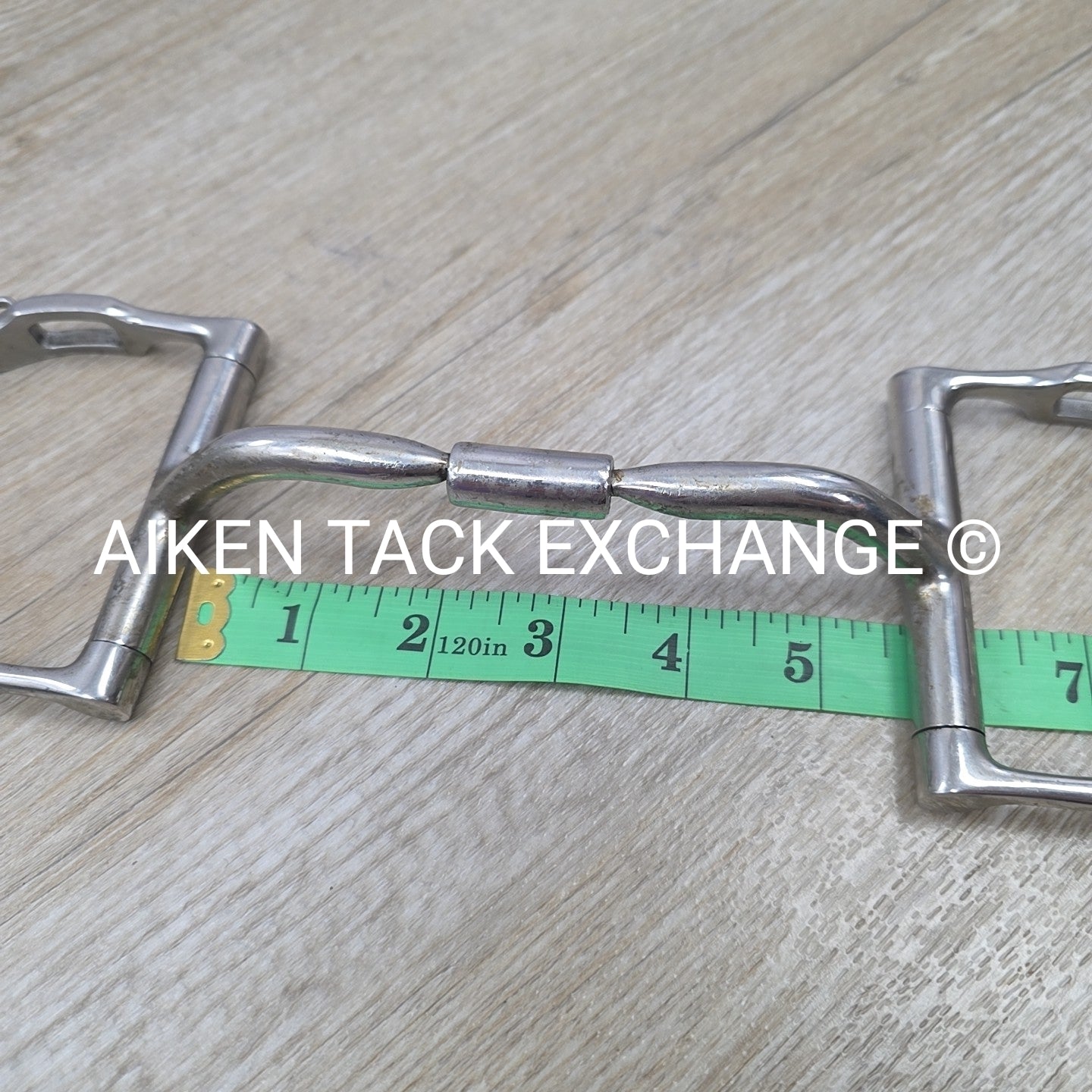 Myler Dee with Hooks and Comfort Snaffle Wide Barrel MB 02 5.5"
