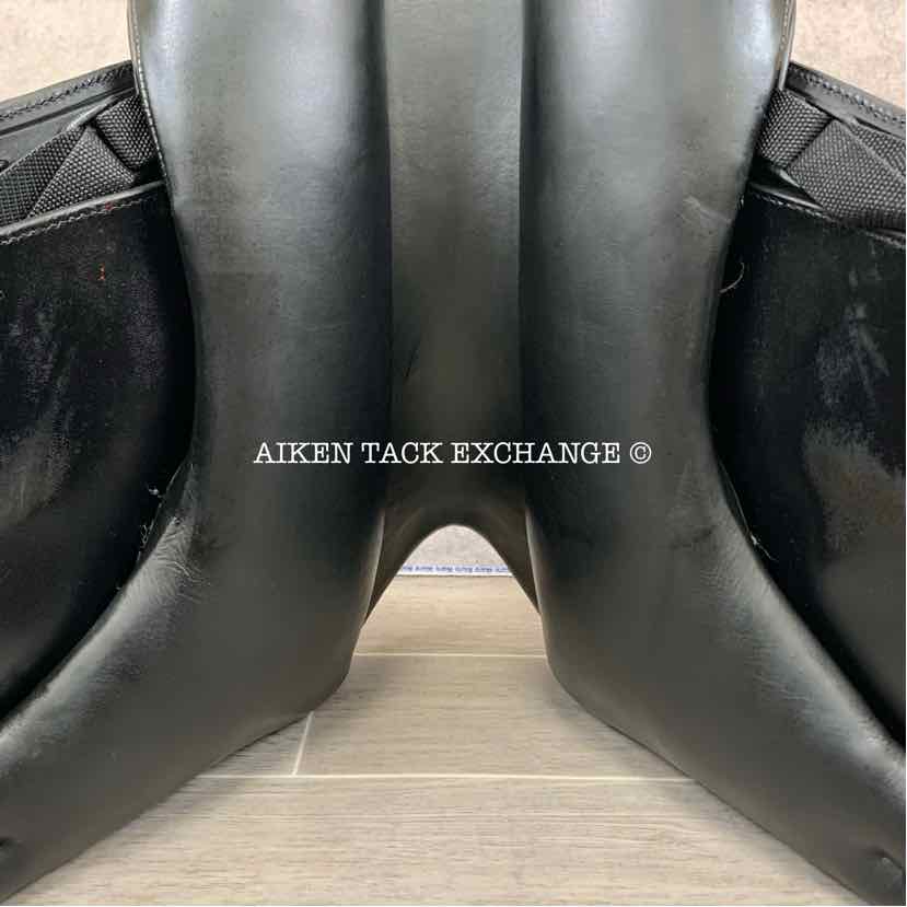 2009 Schleese Victory Dressage Saddle, 16.5" Seat, Short Flap, Adjustable AdapTree, Wool Flocked Panels