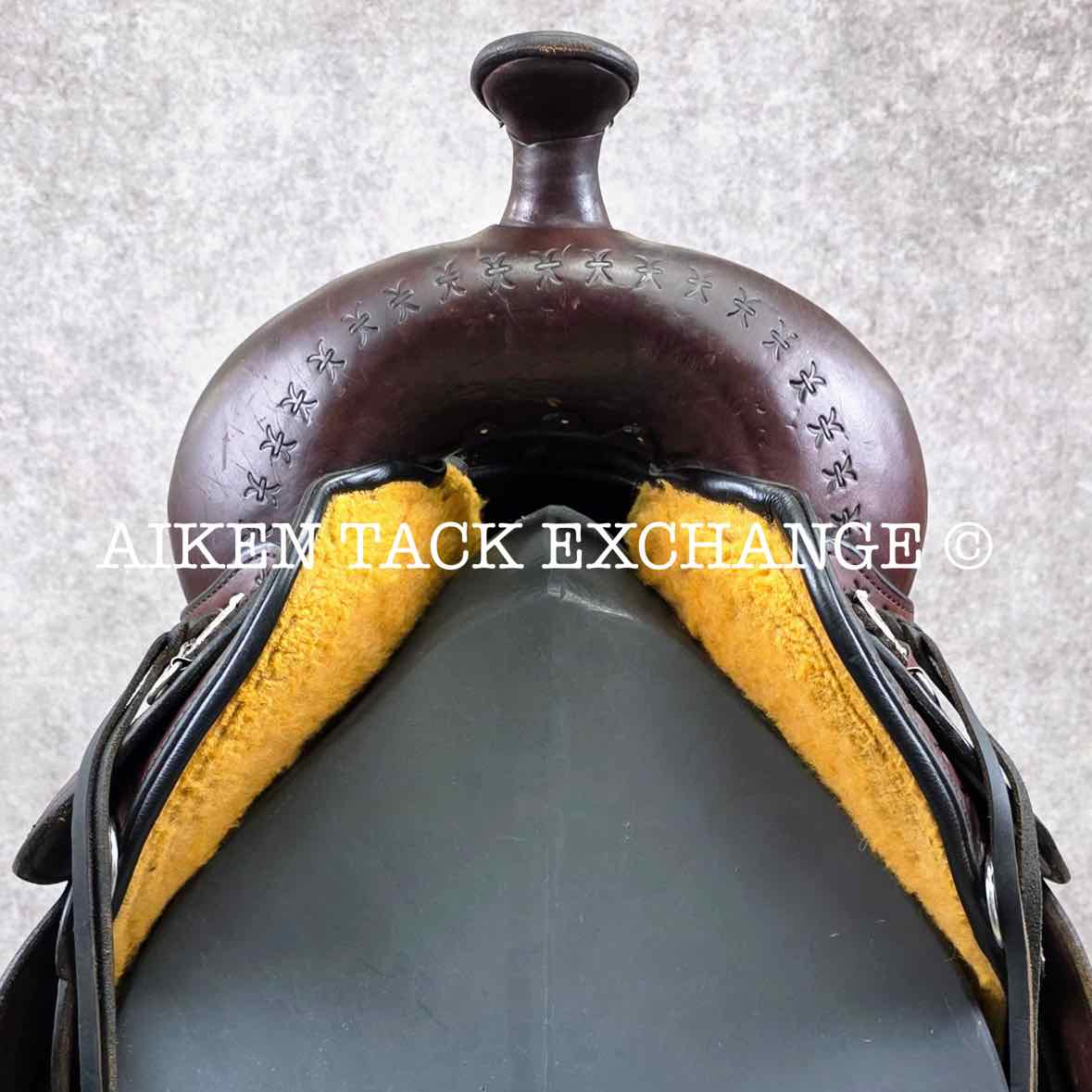 2013 Circle Y 1581 Alabama Trail Gaiter Western Saddle, 17" Seat, Wide Tree - Full QH Bars