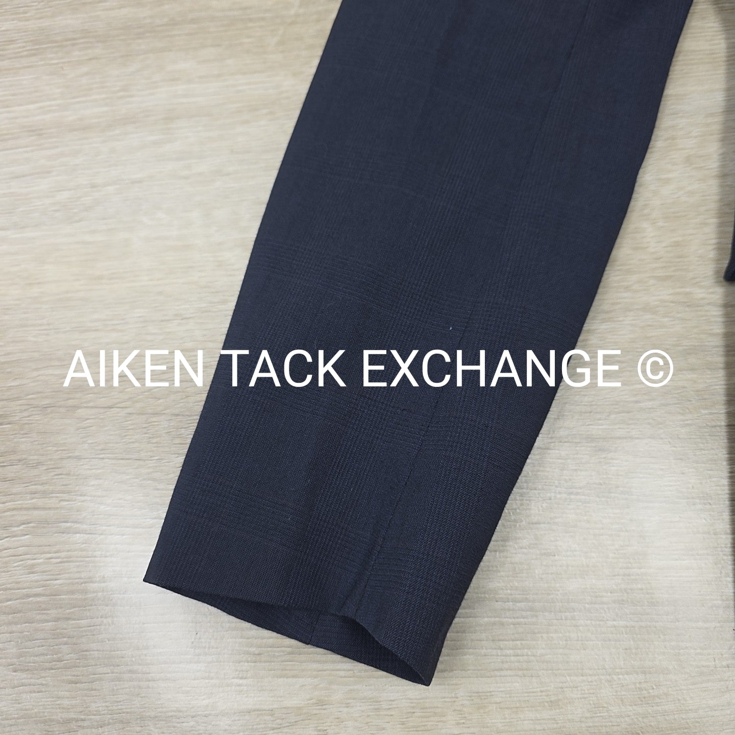 Tailored Sportsman Show Coat, Size 4 R