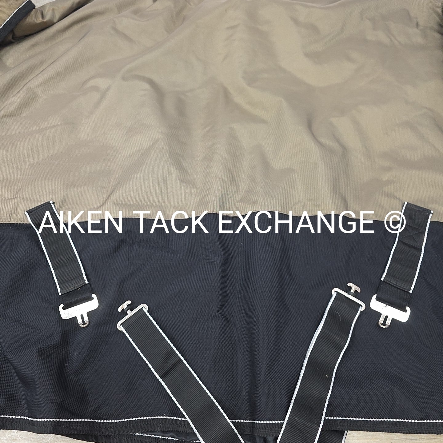 Weatherbeeta Original 1680D Detach-A-Neck Medium Weight Turnout Blanket 84"