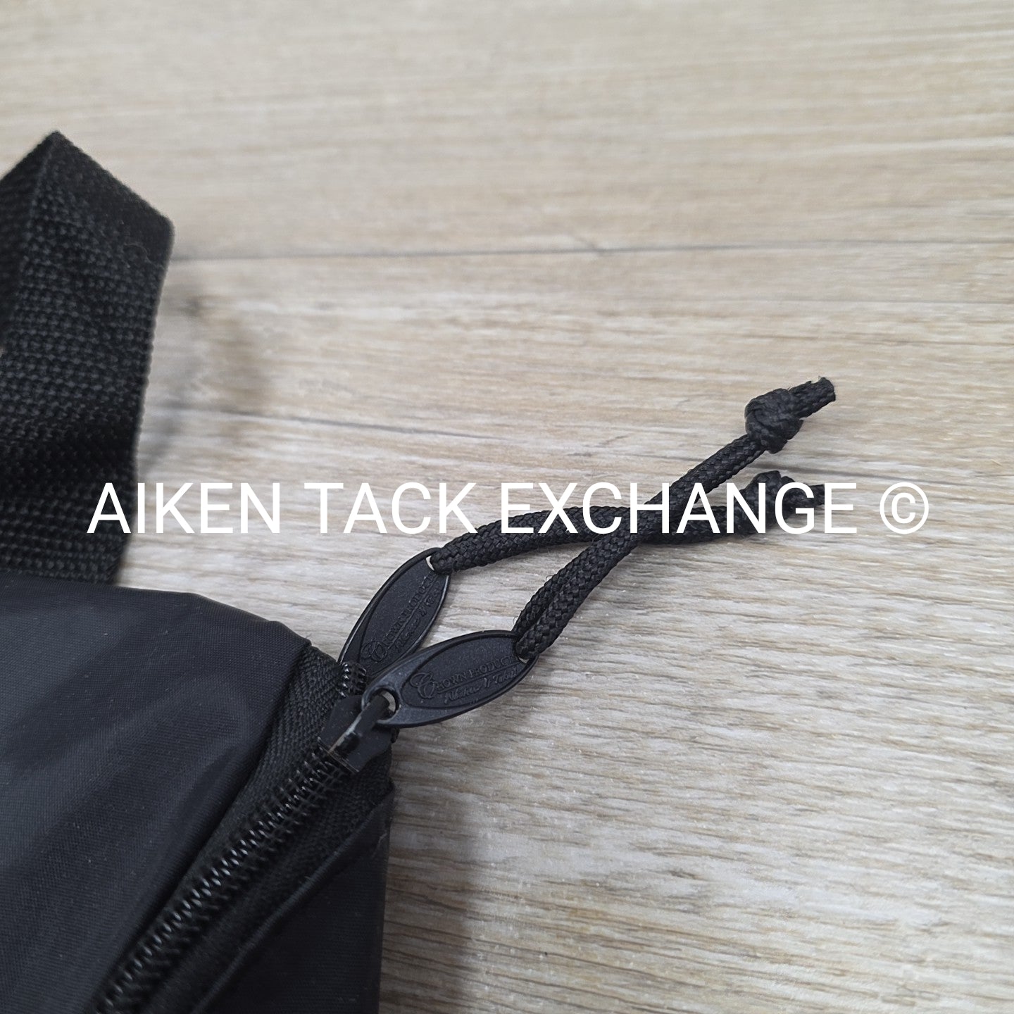 NBHA Hanging Travel Bag