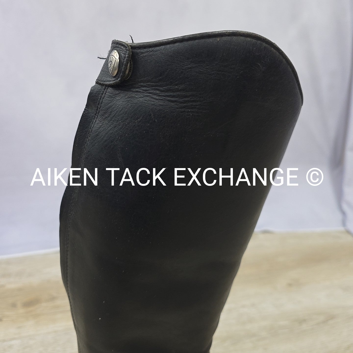 Ariat Field Boots, Size 7, Regular Calf, Height Medium