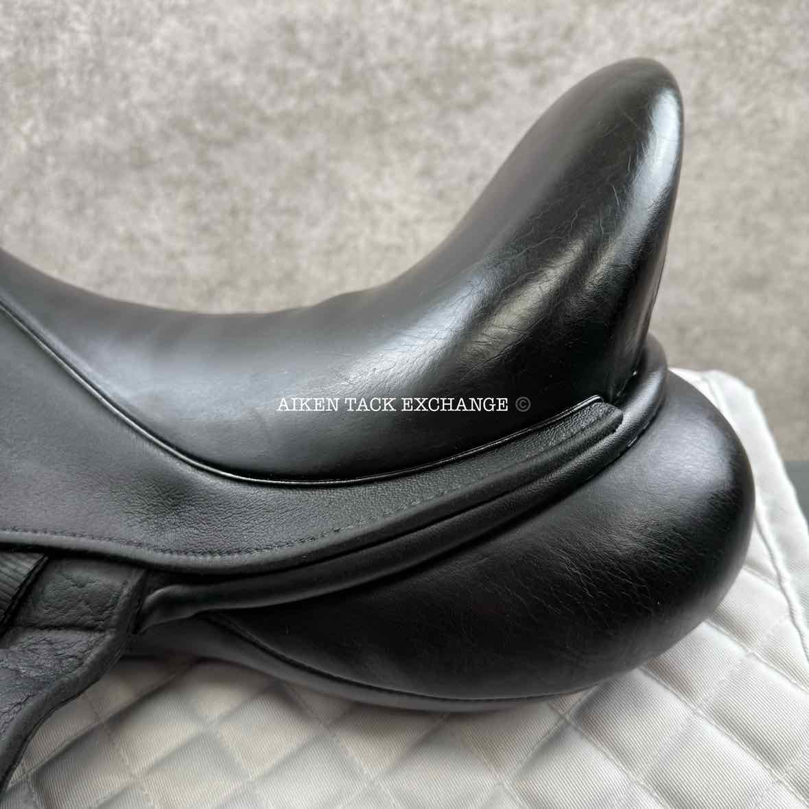 2017 Custom Saddlery Icon Flight Monoflap Dressage Saddle, 17" Seat, Adjustable Tree, Wool Flocked Panels