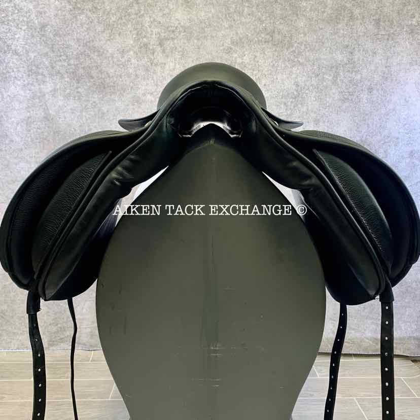 Barnsby Dressage Saddle, 18" Seat, Wide Tree, Wool Flocked Panels