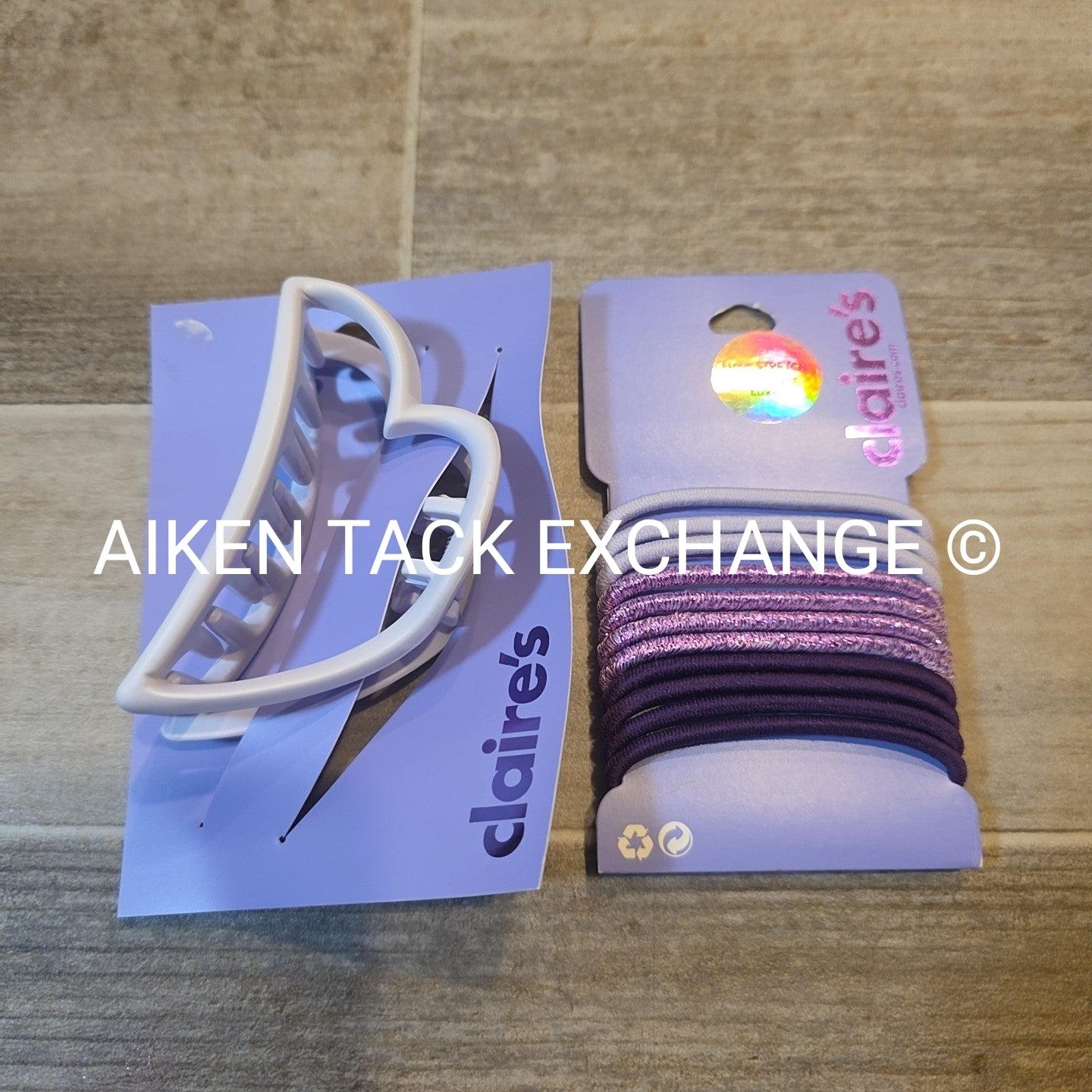 Claire's Hair Bundle - 1 Claw Clip, 1 Pack of Hair Ties