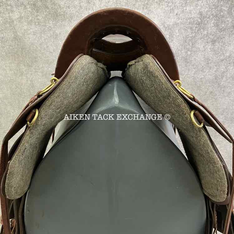 2000 Tucker Endurance Saddle, 18" Seat, Medium Tree - Semi QH Bars