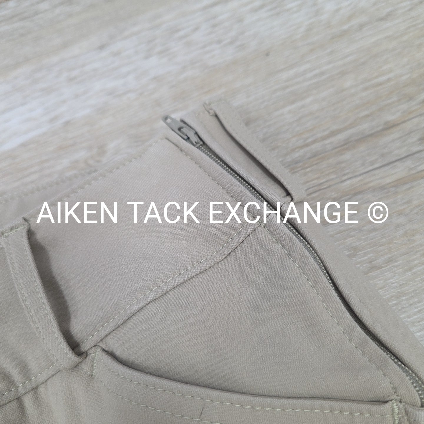Tailored Sportsman Trophy Hunter Knee Patch Jods, Size 10 L