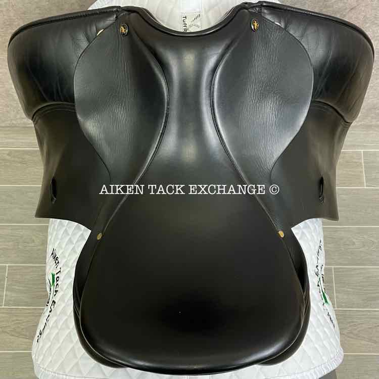 Klimke XCH Dressage Saddle, 17" Seat, Adjustable Tree - Changeable Gullet, Wool Flocked Panels