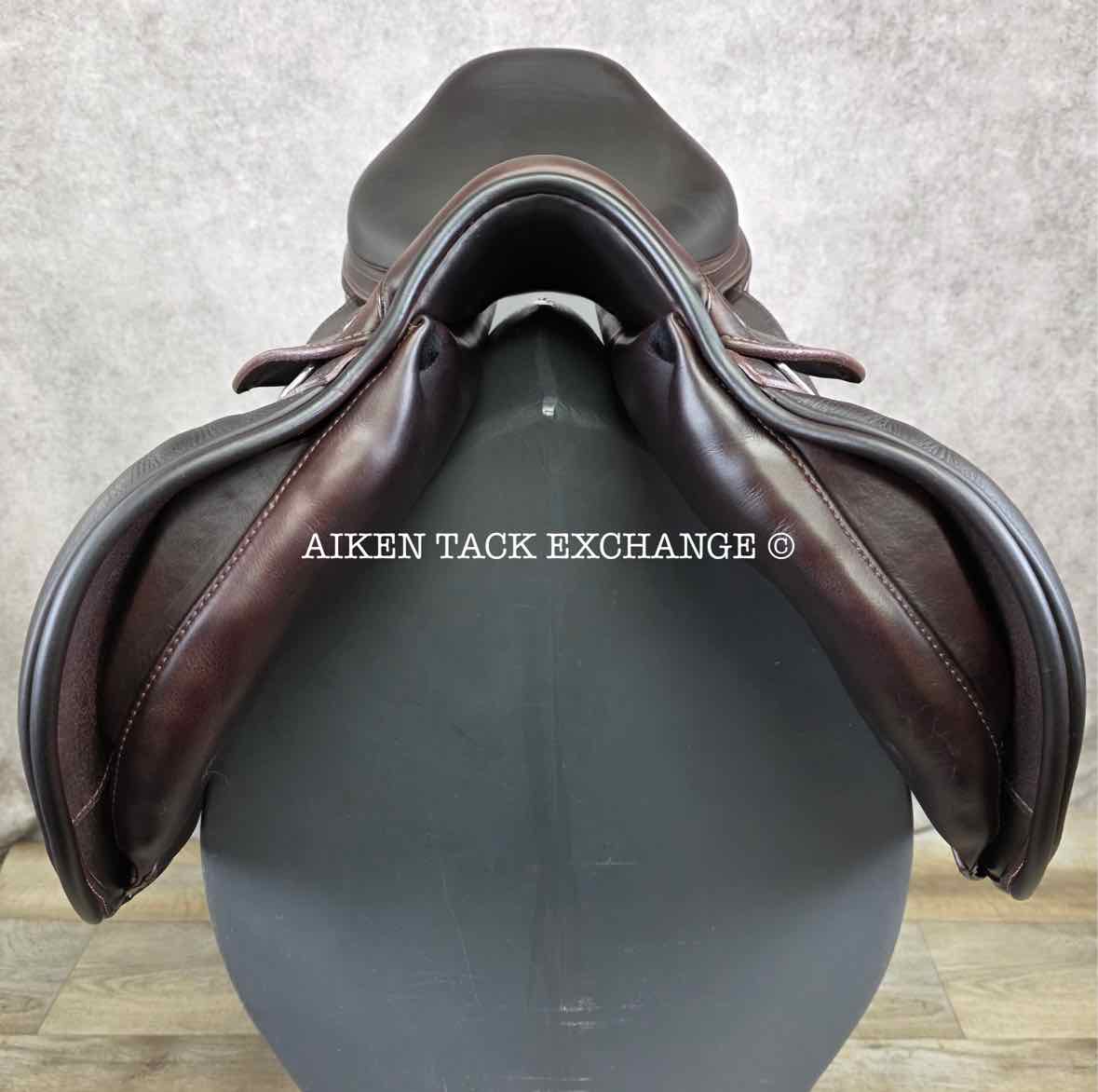 2021 Prestige X-Perience Close Contact Jump Saddle, 17" Seat, 34 Tree - Medium, Wool Flocked Panels