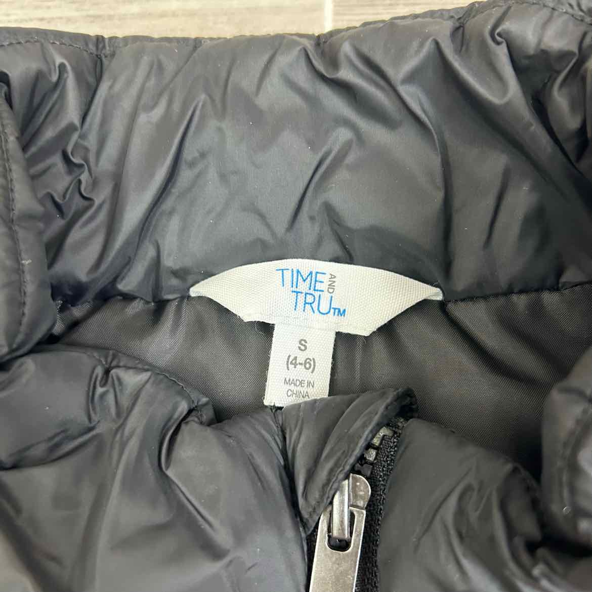 Time and Tru Puff Vest, Size Small