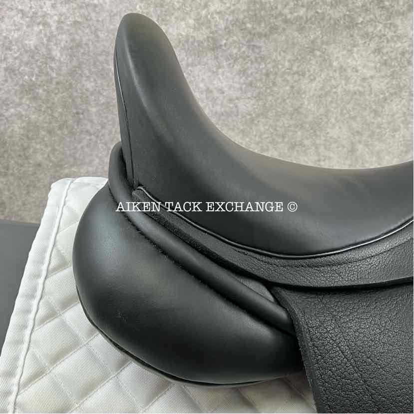 2017 Custom Saddlery Advantage Monoflap Dressage Saddle, 17.5" Seat, Adjustable Tree, Wool Flocked Panels