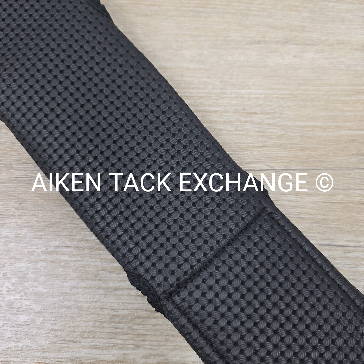 Advantage Adjustable Dressage Girth, Size 23-34"