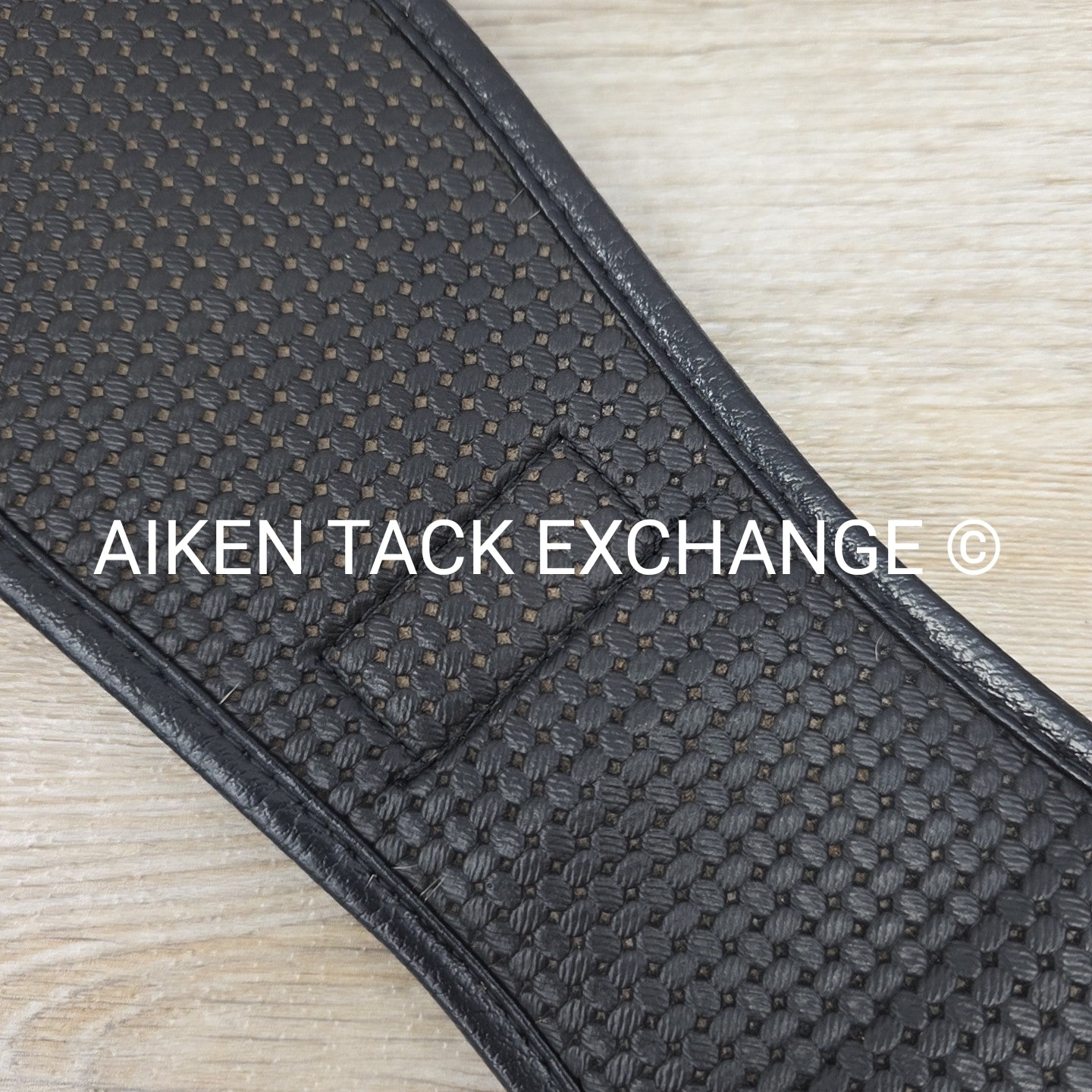Ovation Gel Body Form Dressage Girth, Black, 20"