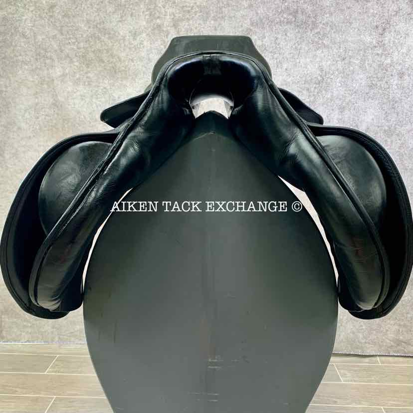 **SOLD** 2003 Kieffer Norbert Koof FL All Purpose Jump Saddle, 17" Seat, Medium Wide Tree, Wool Flocked Panels