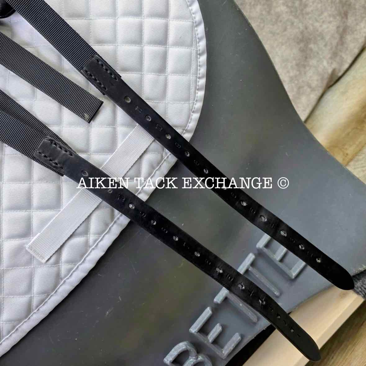 2022 Tota Freedom PRO 2 Monoflap Dressage Saddle, 18.5" Seat, Adjustable Tree, Wool Flocked Panels