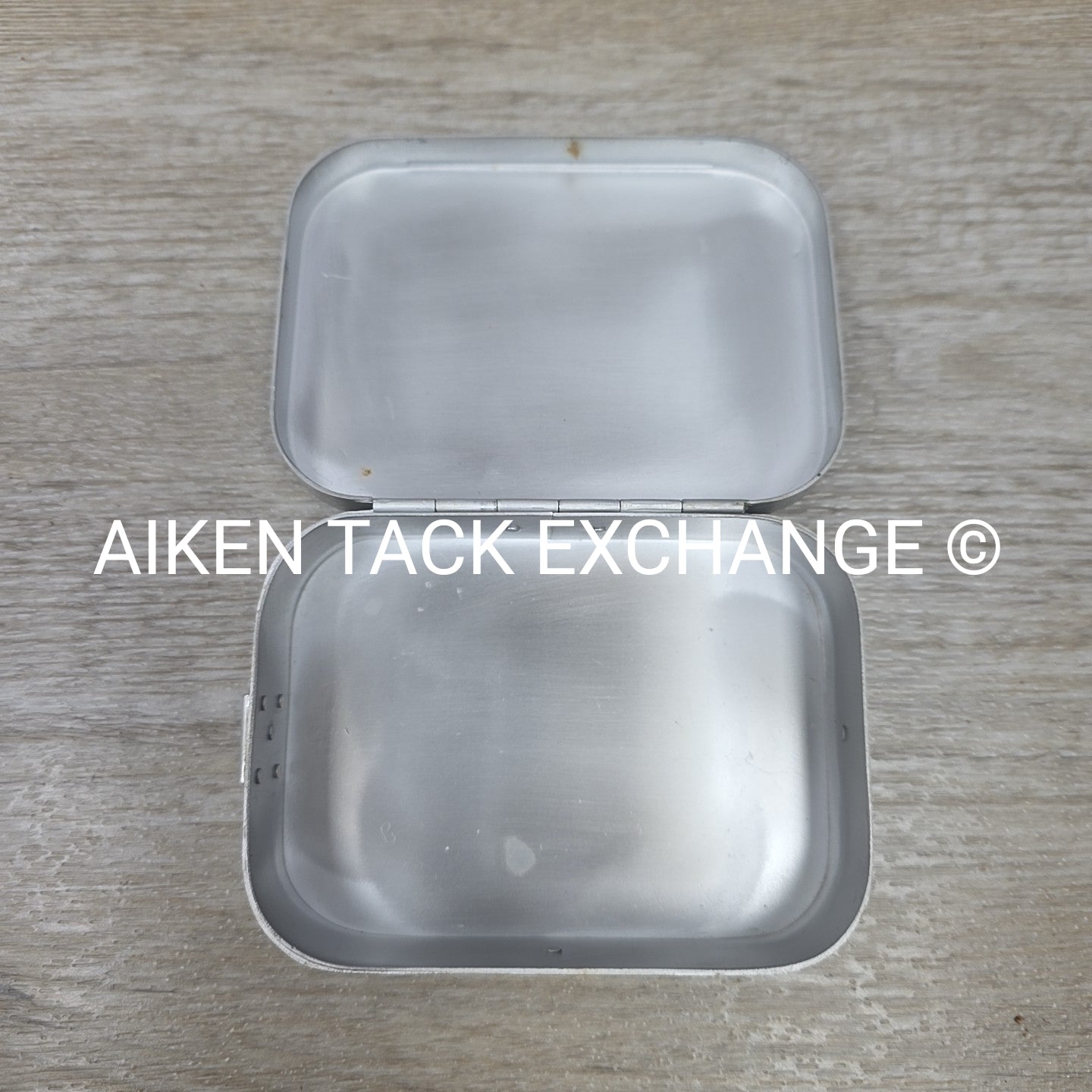 Ladies Sandwich Case with Tin and Flask