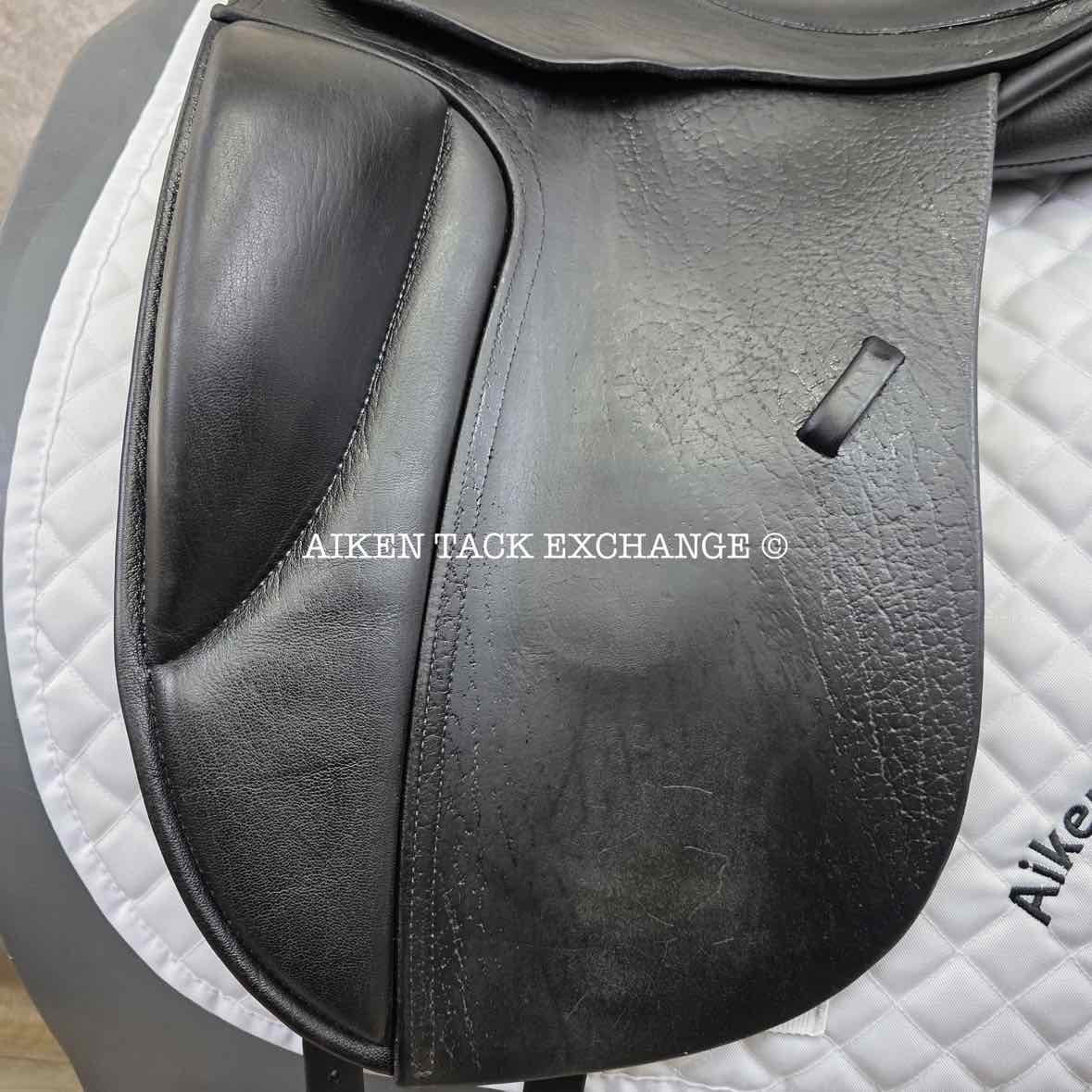 Borne Olympia Dressage Saddle, 17.5" Seat, Extra Wide Tree, Wool Flocked Panels