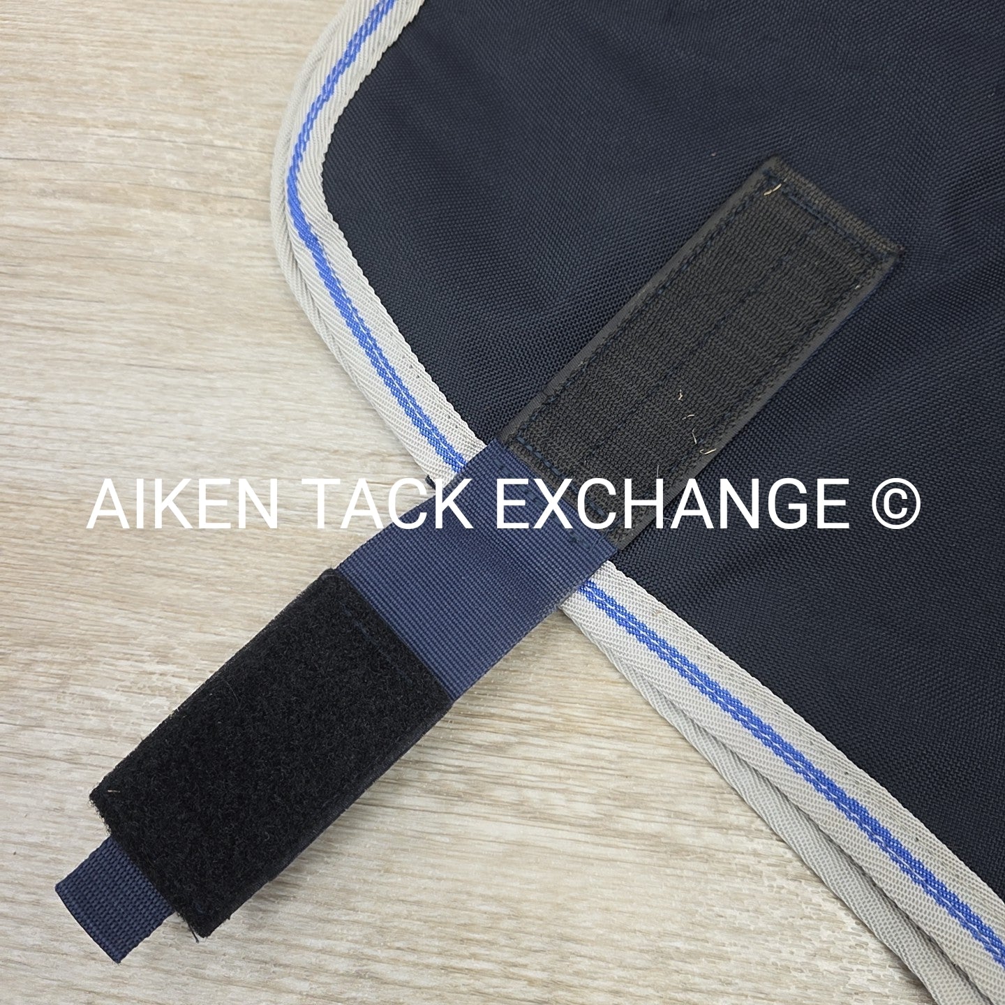 Horseware Amigo 1200D 150 G Fill Neck Cover, Size Large