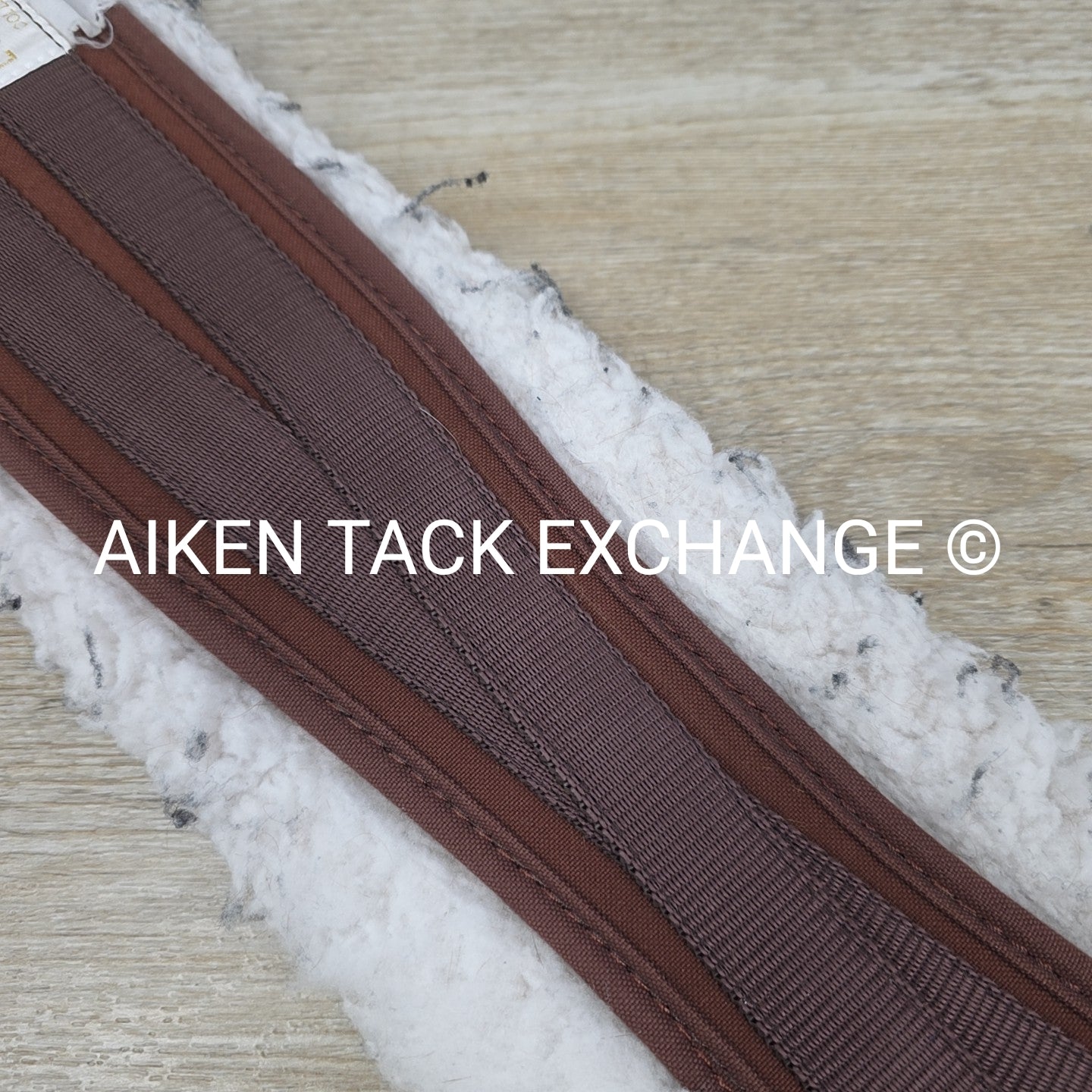 Lettia Fleece CoolMax Girth with Spring Buckles, 54"