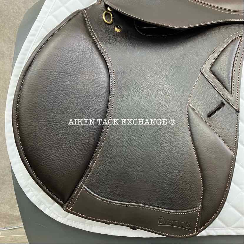 2021 Ovation San Diego Close Contact Jump Saddle, 18" Seat, Adjustable Tree - XCH Changeable Gullet, Foam Panels
