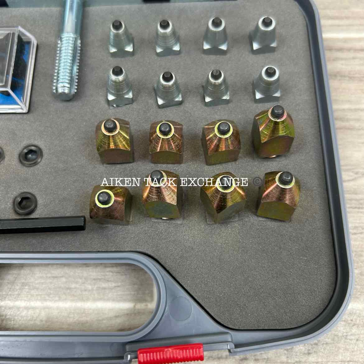 Roma Stud Kit