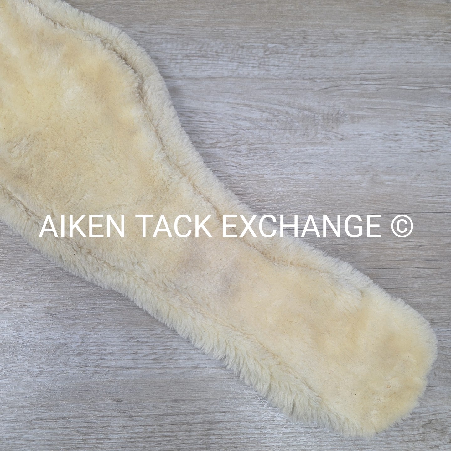 Devoucoux Makila Girth with Artificial Sheepskin Lining, Brown, 28"