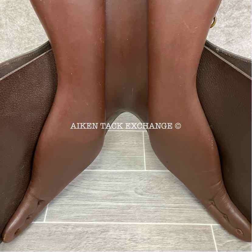 Lancers Close Contact Jump Saddle, 17" Seat, Medium/Medium Wide Tree, Foam Panels