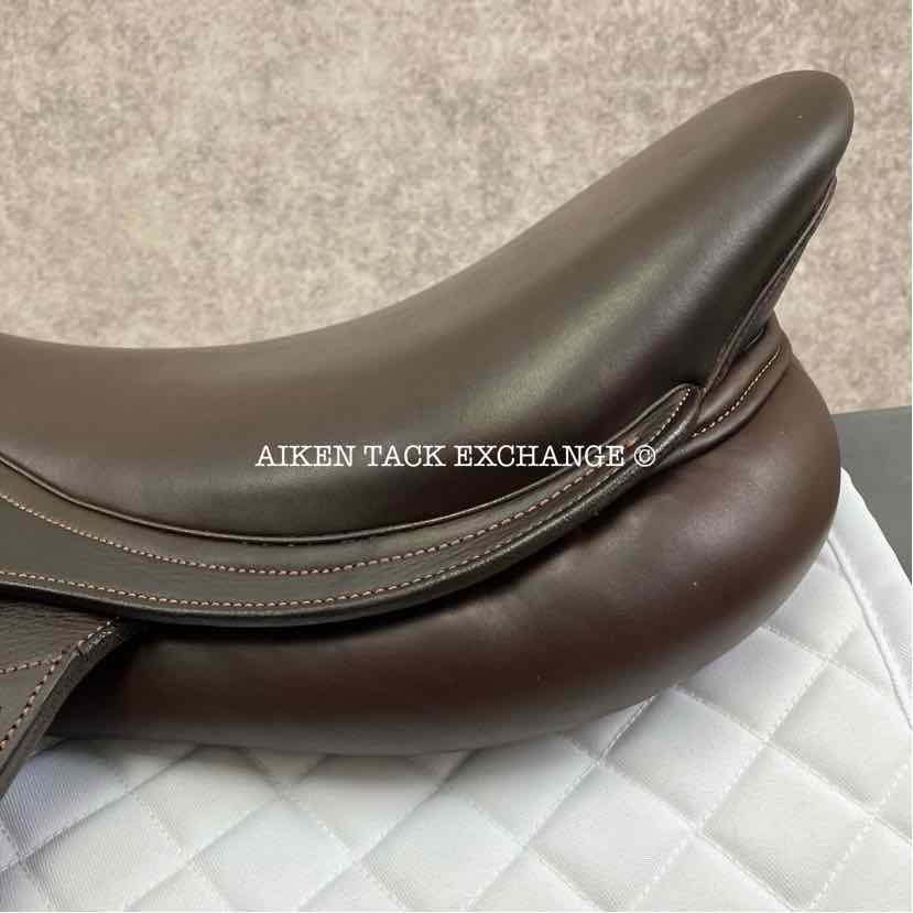 2021 Ovation San Diego Close Contact Jump Saddle, 18" Seat, Adjustable Tree - XCH Changeable Gullet, Foam Panels