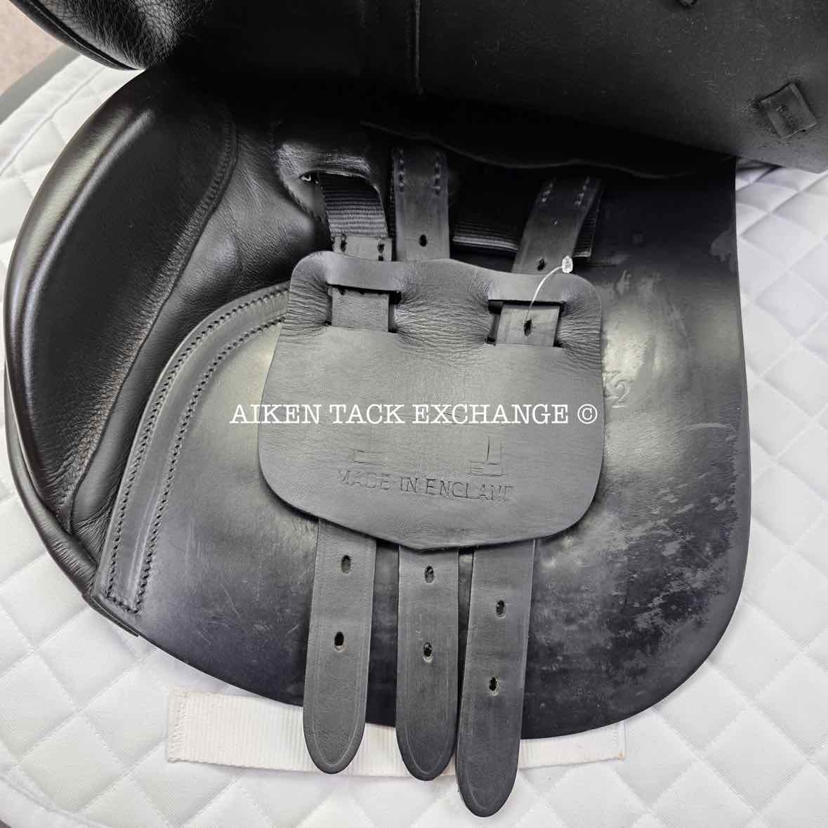 Albion Legend K2 All Purpose Saddle, 17.5" Seat, Adjusta-Tree: Set to Wide, Wool Flocked Panels