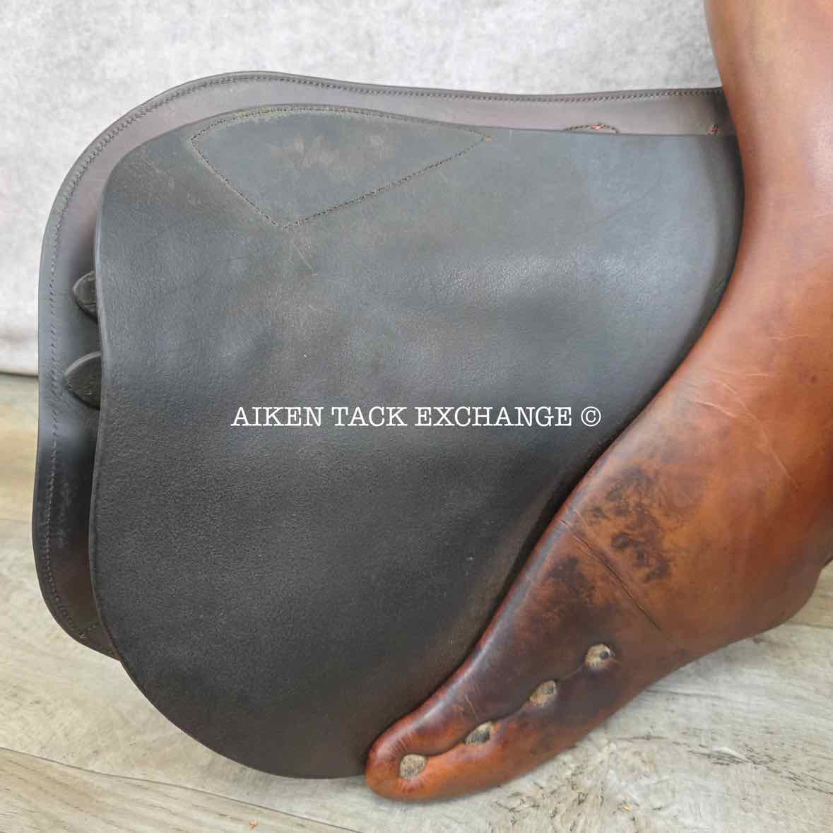 2013 Bruno Delgrange Athena Close Contact Jump Saddle, 17" Seat, 4A Flap, Medium Tree, Foam Panels, Full Calfskin Leather