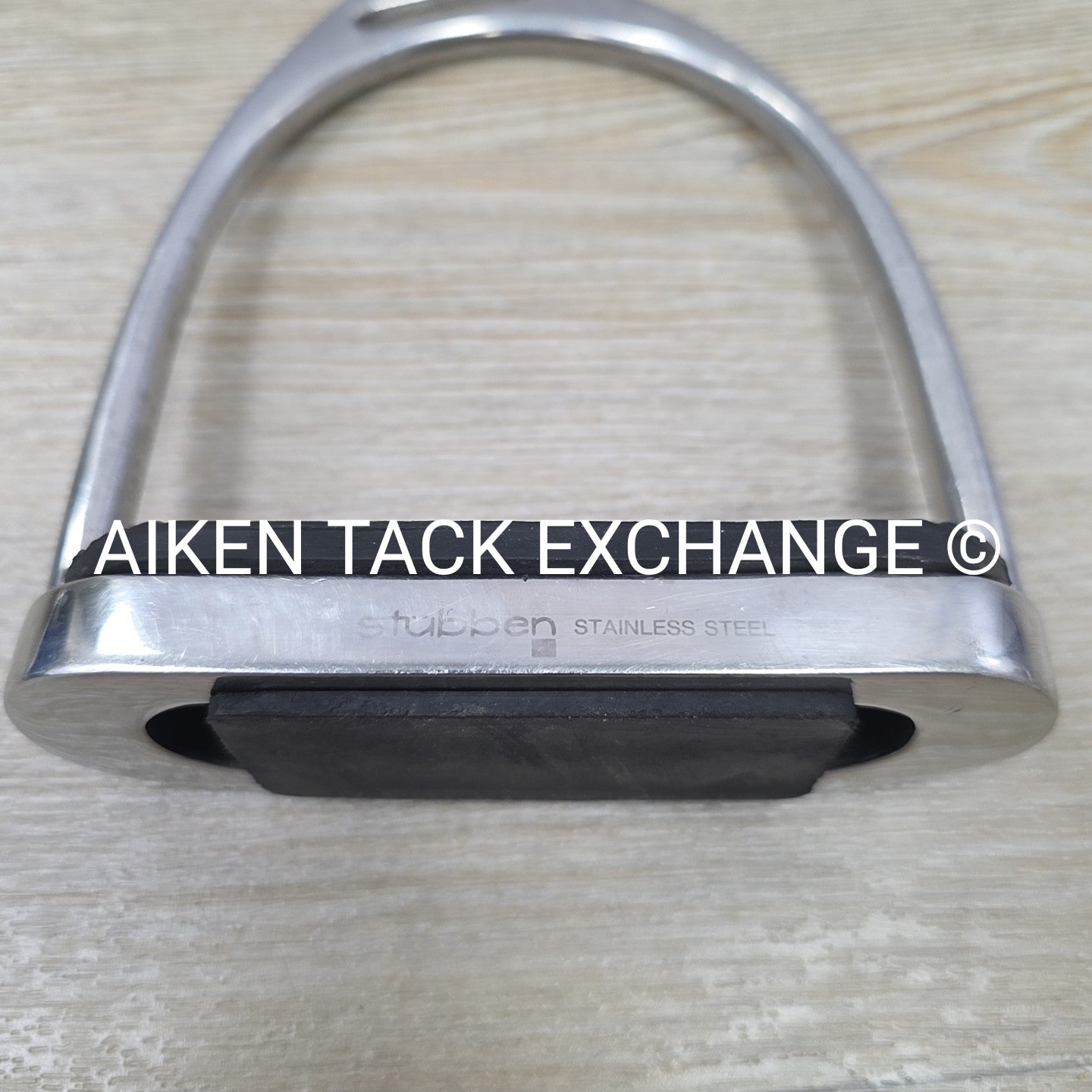 Stubben Offset Fillis Stirrup Irons 4.75"