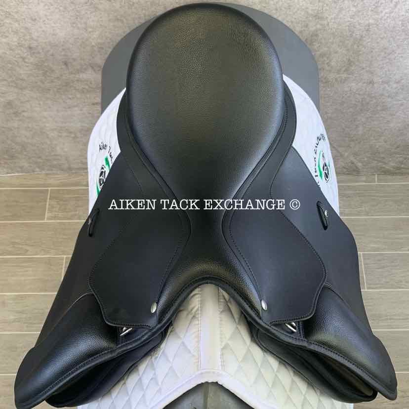 **SOLD** 2019 Wintec 500 All Purpose Saddle with HART, 17" Seat, Adjustable Tree - Changeable Gullet, CAIR Panels