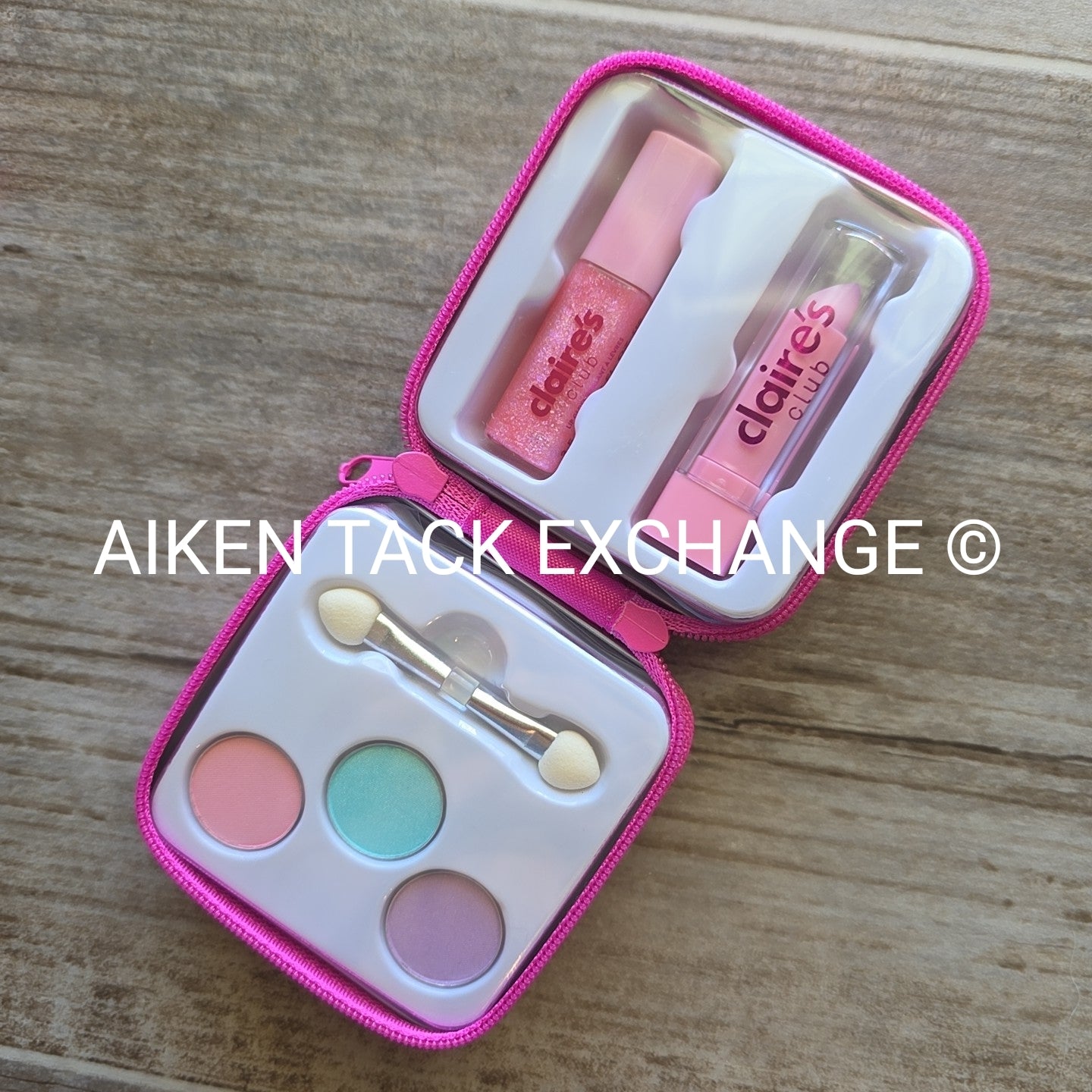 Claire's Beauty Set - 2 Small Makeup Palettes