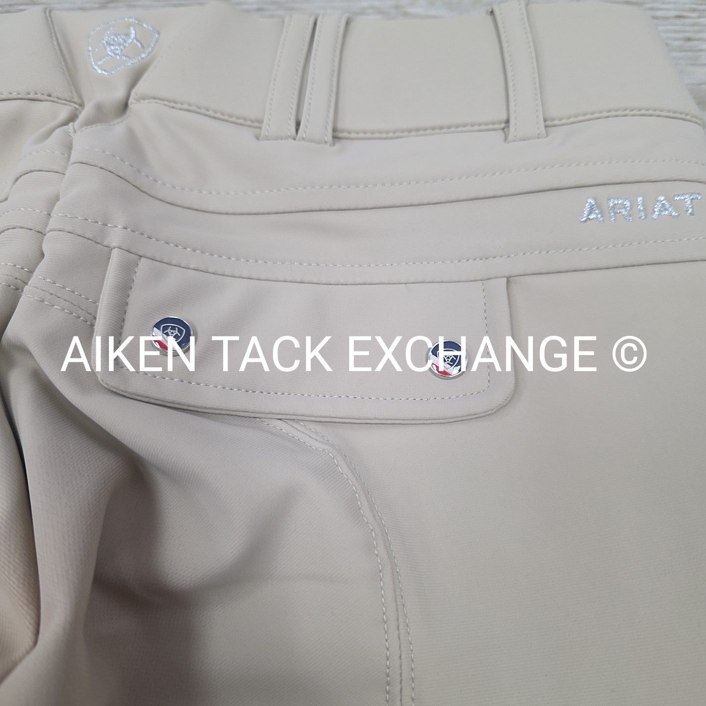 Ariat Tri Factor Silicone Grip Knee Patch Breeches, Size 22 R