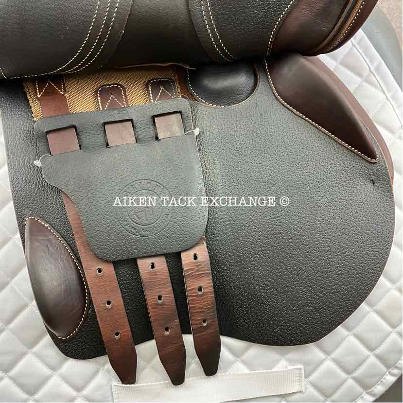 2023 Arion J2 Close Contact Jump Saddle, 18" Seat, 3 CB Flap, Medium Wide Tree, Shoulder-Free Panels, Full Buffalo Leather