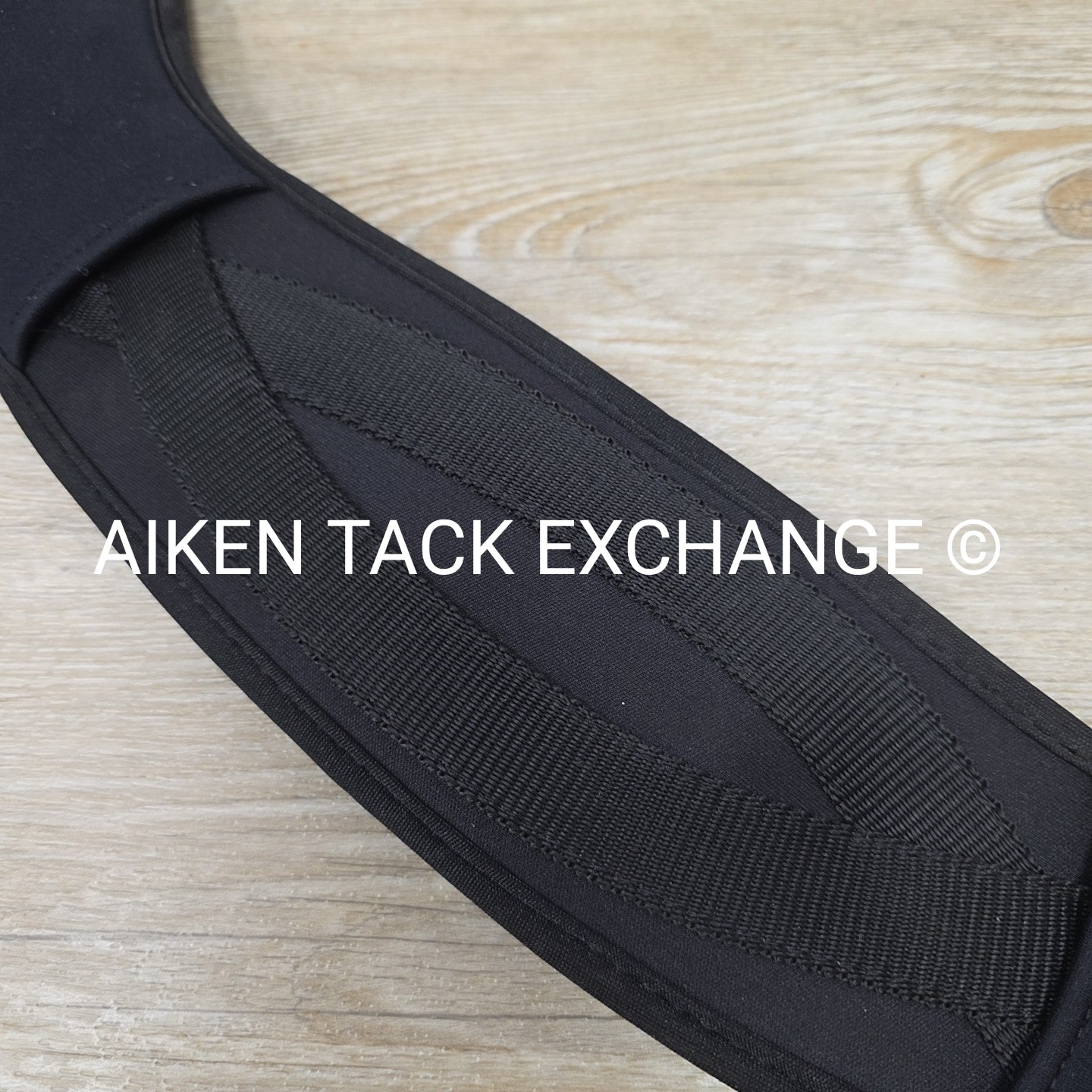 Ovation Gel Body Form Dressage Girth, Black, 22"