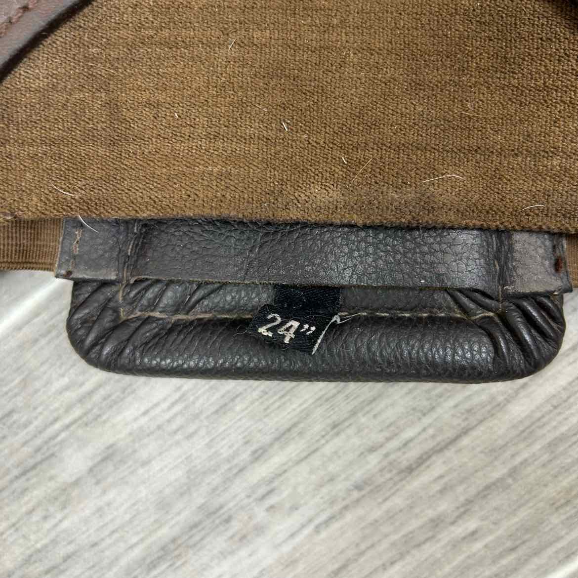 Total Saddle Fit StretchTec Shoulder Relief Dressage Girth with Leather Liner,